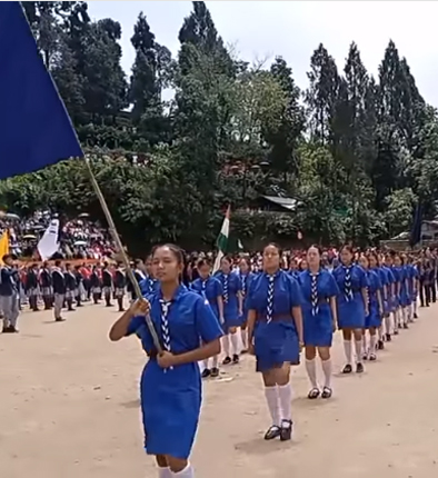 Live broadcast of march past of various schools at the Independence Day program held at Janata Maidan in Gitdabling.